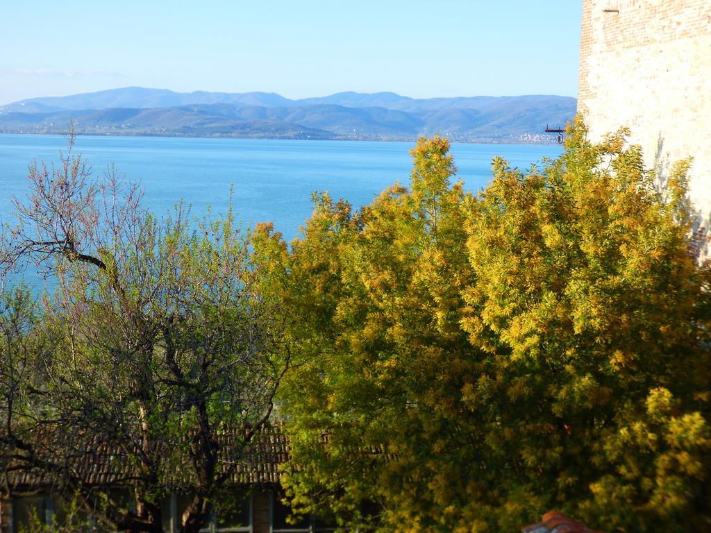 Ascanio Appartamenti Castiglione del Lago Exterior photo